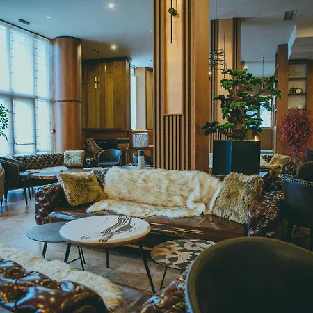 Orpheus فندق بامبوروفو