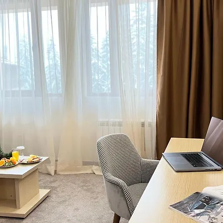 Orpheus 4* بامبوروفو