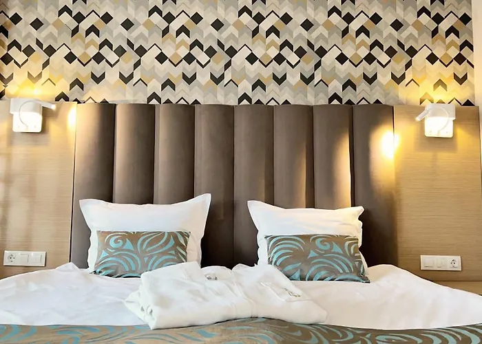 Orpheus Хотел 4*