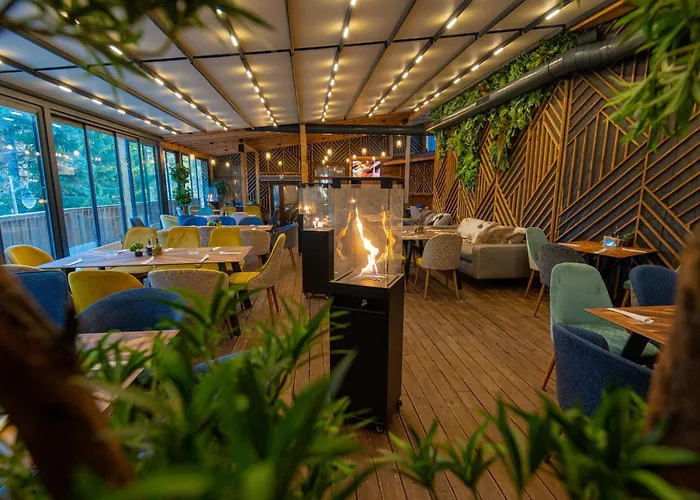 Orpheus Хотел 4*